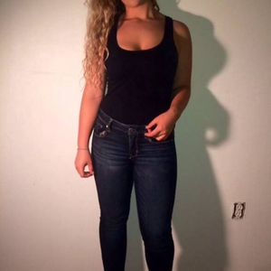 Meet your Posher, Oakley